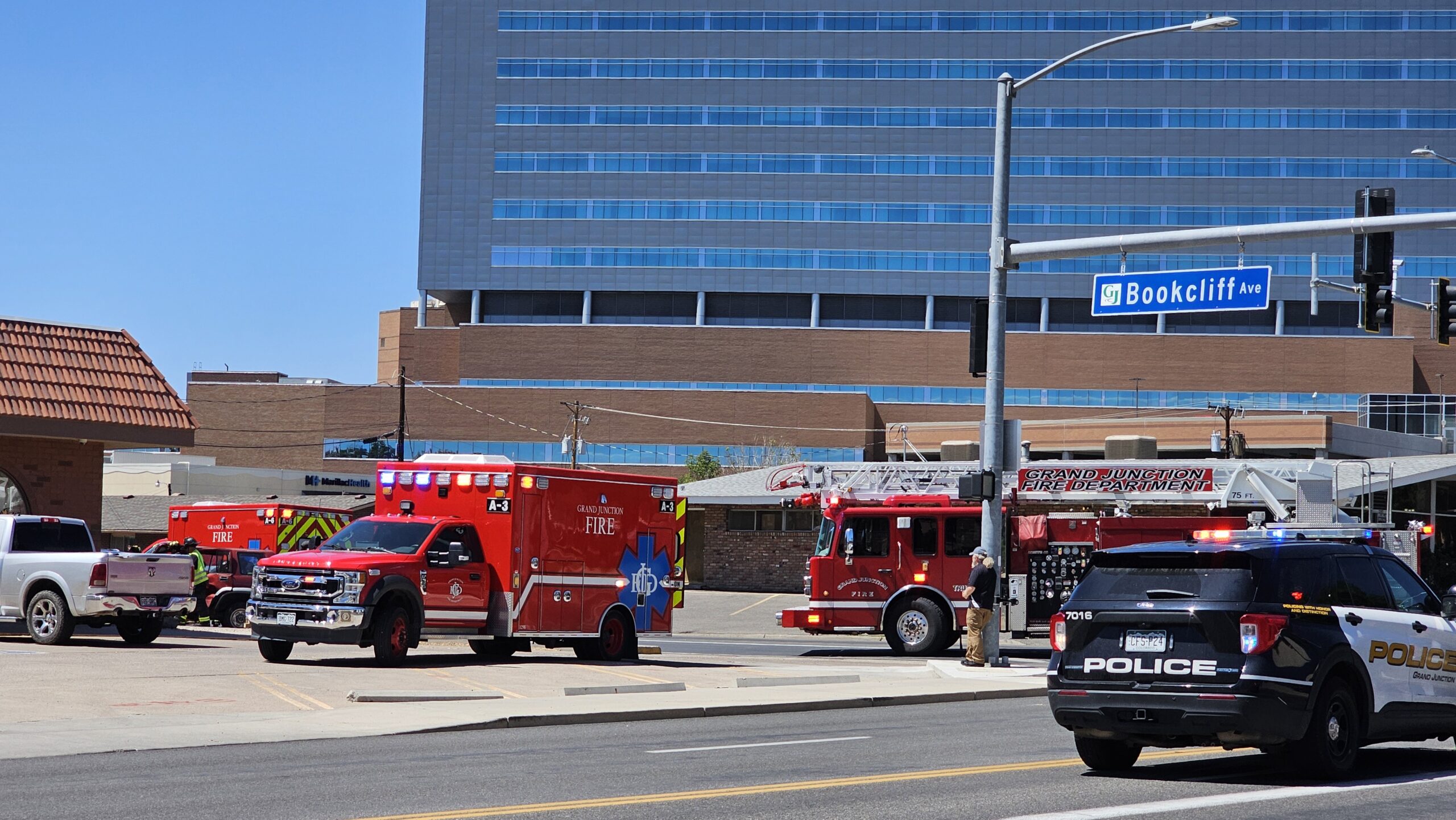 Vehicle Accident with Injury, N 7th St & Bookcliff Ave