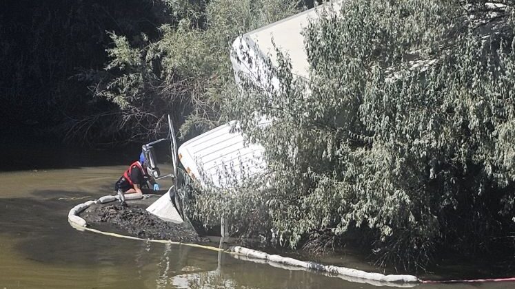 Vehicle Accident, Box Truck in Water, I-70 Mile 18 West of Fruita