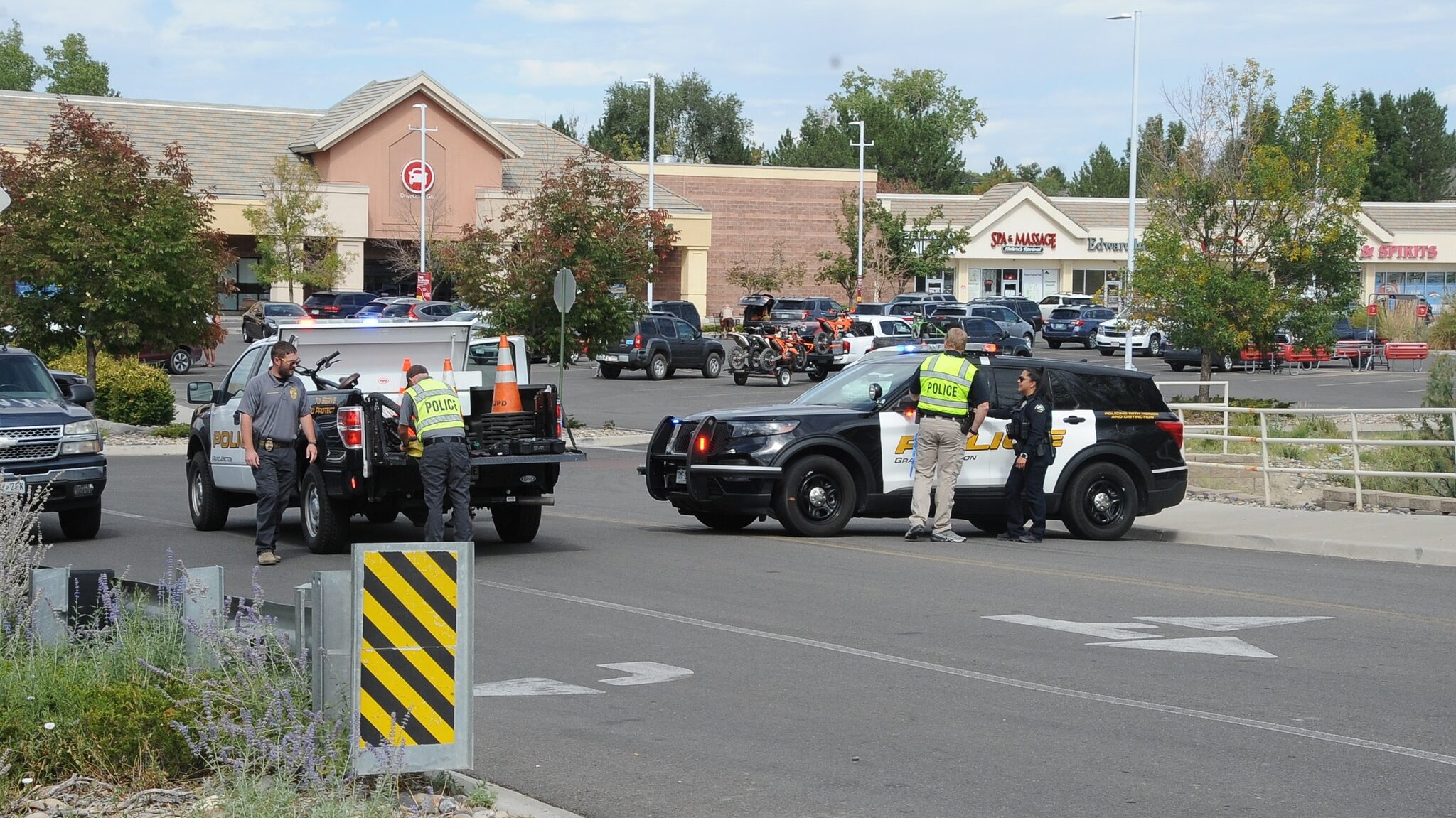 Vehicle vs Pedestrian, Safeway, N 12th St & Horizon Dr