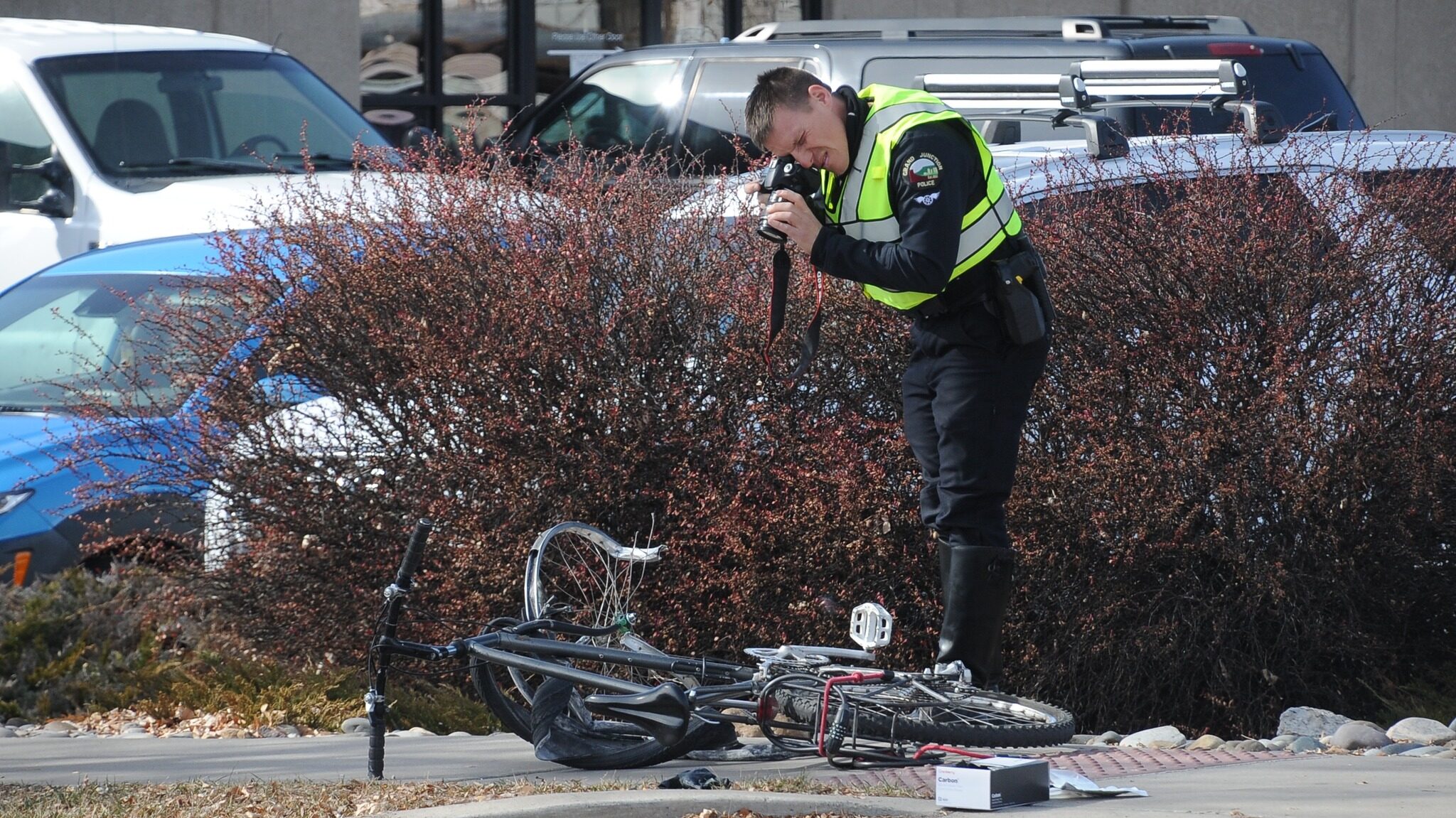 Fatal Vehicle vs Bicycle Accident, Bookcliff Ave & N 12th St